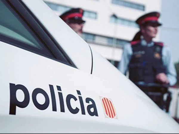 Imagen del artículo Els Mossos d'Esquadra detenen dos homes a la Palma de Cervelló que circulaven per l'A-2 amb una furgoneta que transportava 1.000 quilos d'haixix