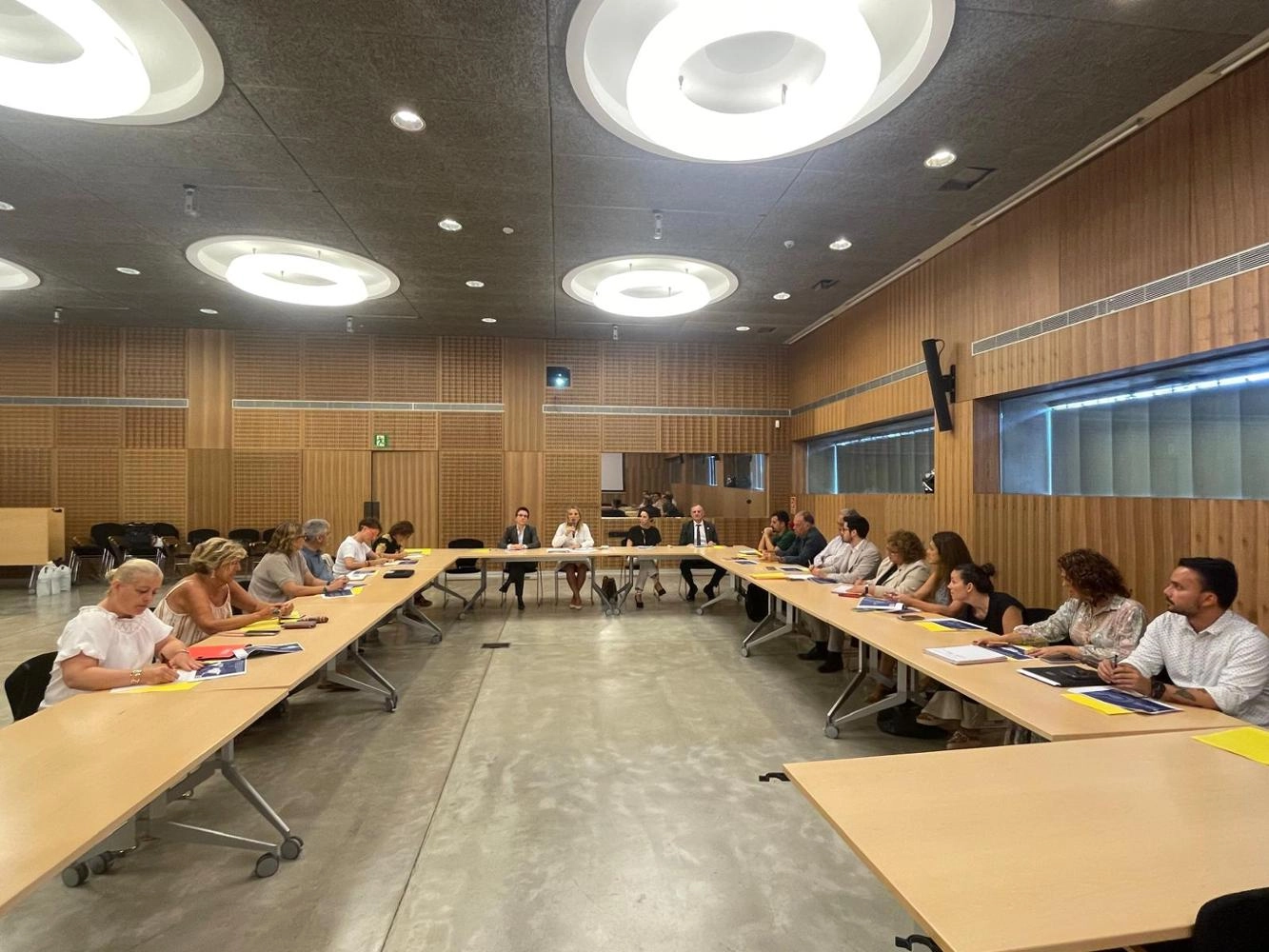 Imagen del artículo Constituido el primer grupo de trabajo de la mesa para el Pacto por la Sostenibilidad económica, social y ambiental de las Illes Balears sobre Calificación, Formación y Bienestar Laboral
