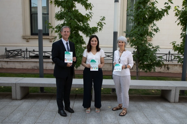 Imagen del artículo La nueva Guía de Adicciones del Gobierno de La Rioja ofrece recursos a las familias con adolescentes para afrontar los problemas vinculados a internet y a los móviles