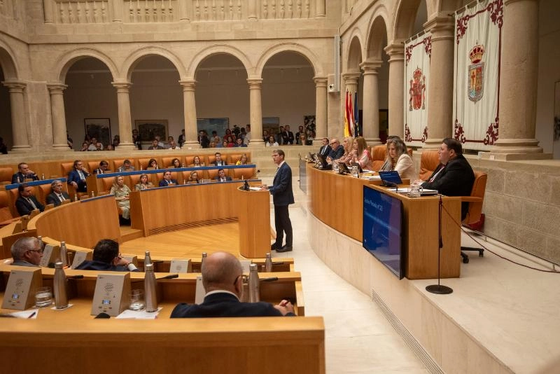 Imagen del artículo El presidente Gonzalo Capellán propone al Parlamento de La Rioja celebrar el Debate sobre el Estado de la Región los días 2 y 3 de julio
