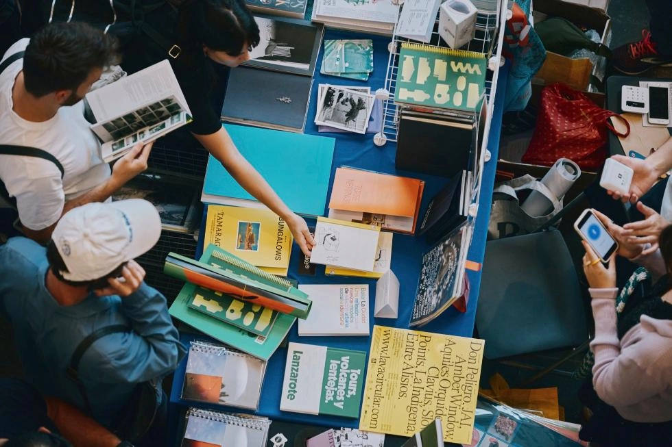 Imagen del artículo El IVAM acoge la feria internacional 'Recreo Art Book Fair' con más de 60 editoriales de todo el mundo y actividades en torno al libro independiente