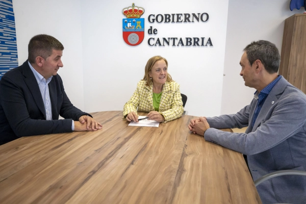 Imagen del artículo La consejera de Presidencia y Seguridad valora la disposición de los profesionales de AEXCA para colaborar con el Gobierno cántabro en emergencias