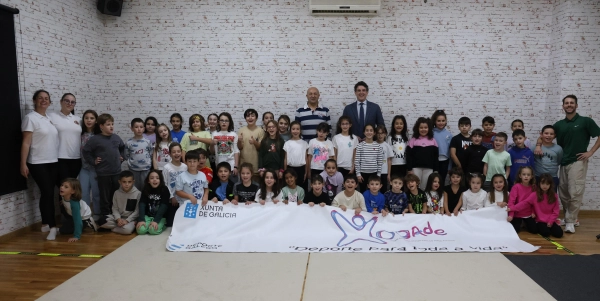 Image 1 of article Preto de 60 rapaces participan na Malata nunha xornada de actividades promovida polo Club Ferrol Atletismo no marco do Plan Corresponsables
