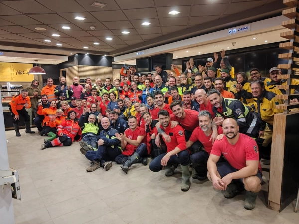 Imagen del artículo El Govern ha desplazado 244 personas y 49 vehículos a Valencia para ayudar en el rescate y rehabilitación de las zonas afectadas por la DANA