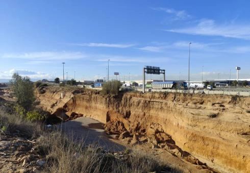 Image 3 of article Transportes habilita 94 millones de euros más de fondos de emergencia y ya suma 123 millones para recuperar las carreteras de València tras la DANA
