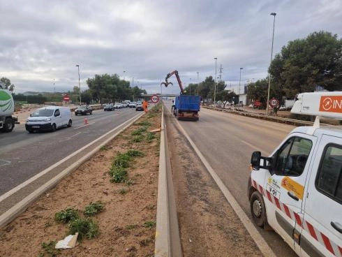 Image 4 of article Transportes habilita 94 millones de euros más de fondos de emergencia y ya suma 123 millones para recuperar las carreteras de València tras la DANA