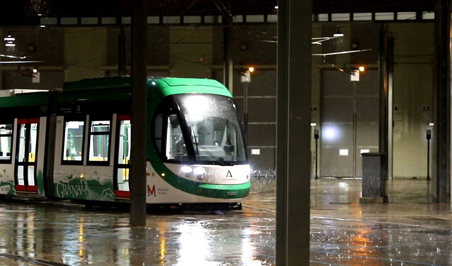 Imagen del artículo Los nuevos trenes del Metro de Granada afrontan las pruebas en blanco previas a su puesta en servicio