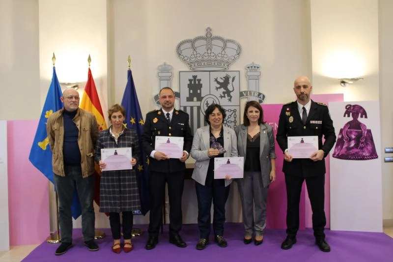 Imagen del artículo Lastra: Cada vez que se niega la violencia de género, una víctima se siente desprotegida y un maltratador se siente amparado