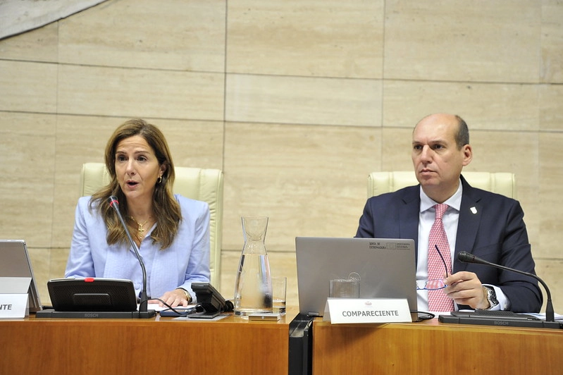 Image 1 of article El presupuesto de la Consejería de Hacienda y Administración Pública incluye el pago parcial del 2 % de 2020, deducciones para personas con ELA y digitalización de la Administración