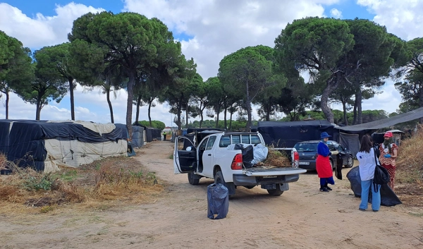 Imagen del artículo La Junta y el Ayuntamiento de Lucena del Puerto refuerzan su labor para erradicar los asentamientos