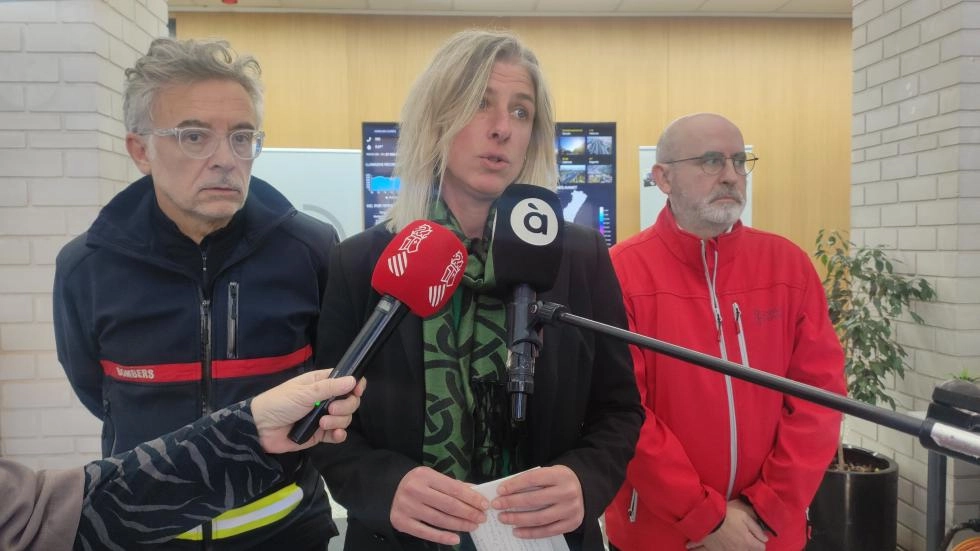 Imagen del artículo El CECOPI solicita incrementar la vigilancia en los puntos de acopio de la dana para evitar incidentes como el incendio de Alberic