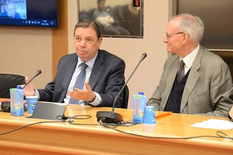 Image 2 of article Luis Planas: La Estrategia Nacional de Alimentación marcará el futuro de un sector sostenible y competitivo