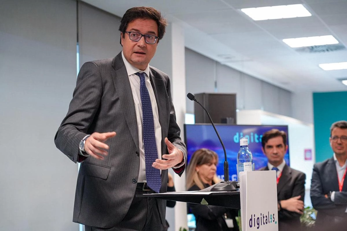 Imagen del artículo Óscar López clausura la Asamblea General de DigitalES