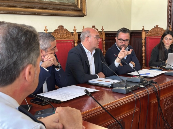 Imagen del artículo La Delegación del Gobierno en Canarias muestra su apoyo a las próximas Fiestas Lustrales de la Bajada de la Virgen de las Nieves