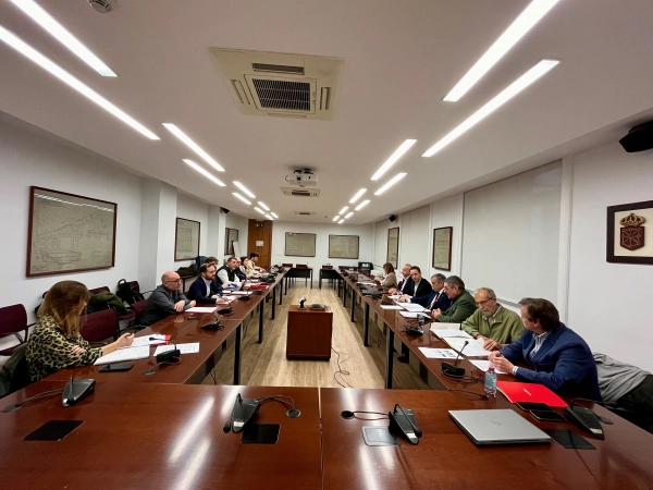 Imagen del artículo El Consorcio Alta Velocidad-Comarca de Pamplona renueva su Consejo de Dirección para seguir impulsando la modificación del PSIS de Etxabakoitz 

La mayoría de las 249 alegaciones presentadas ya están evaluadas, y se espera que en primavera la Comisión de Ordenación del Territorio (COT) cuente con un documento   	 		 		20/12/2024 		    		 			 			 				 						 							camera_alt