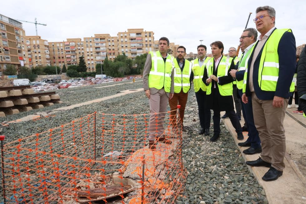 Imagen del artículo Carlos Mazón: Trabajamos para que la Estación Central de Alicante sea una realidad lo antes posible