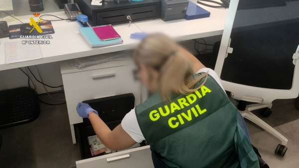 Image 1 of article Destapado un entramado delictivo que daba el visto bueno de la ITV a vehículos con carencias técnicas