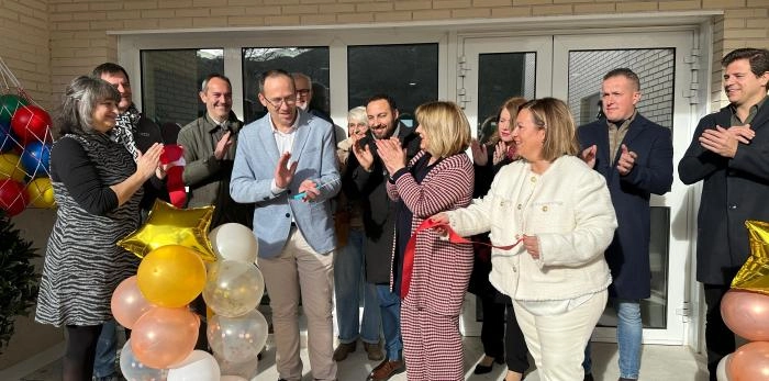 Image 3 of article La consejera de Educación visita la nueva escuela infantil 'Con ojos de niño' de Cadrete