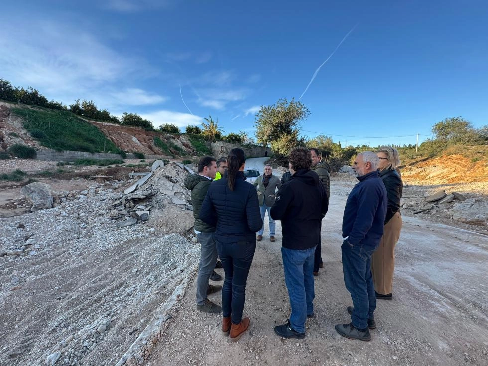 Image 2 of article Barrachina: Este Consell cumple con los agricultores y ganaderos afectados por la riada y ya está ejecutando las obras de 151 caminos rurales en 36 municipios