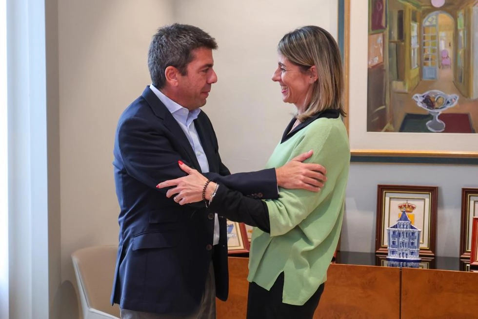Imagen del artículo Carlos Mazón se reúne con la alcaldesa de Crevillent