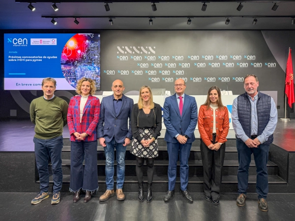 Imagen del artículo Navarra presenta tres convocatorias de ayudas por un importe de 2,5 millones para impulsar la I+D+i en empresas 

La consejera Fanlo ha inaugurado una jornada informativa para el tejido empresarial navarro sobre la relación de convocatorias   	 		 		14/01/2025 		    		 			 			 				 						 							camera_alt