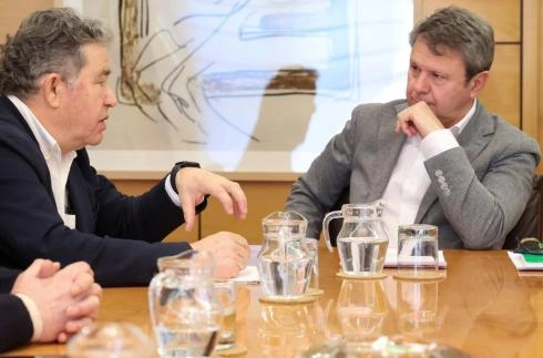 Image 1 of article Santano aborda con el alcalde de Pontevedra el futuro de las infraestructuras de la ciudad