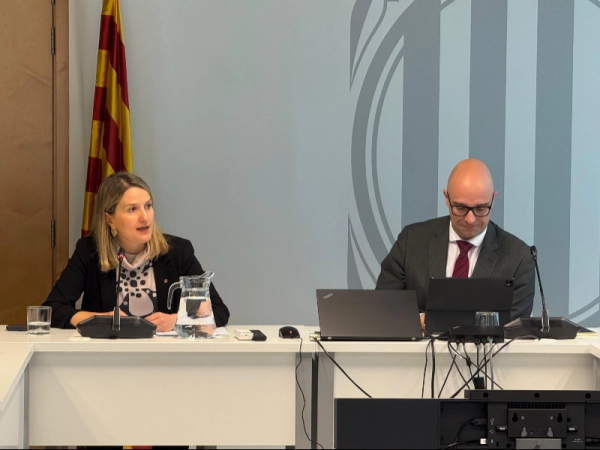 Imagen del artículo La consellera Martínez Bravo presideix la primera reunió de la comissió de coordinació amb el món local