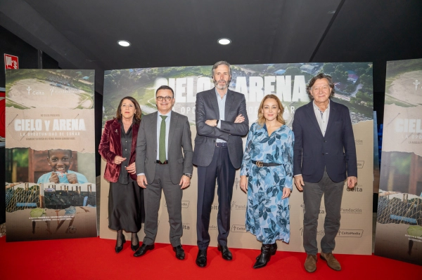 Imagen del artículo Javier Arias participou na presentación dos equipos da ADC Sagrado Corazón de Lugo