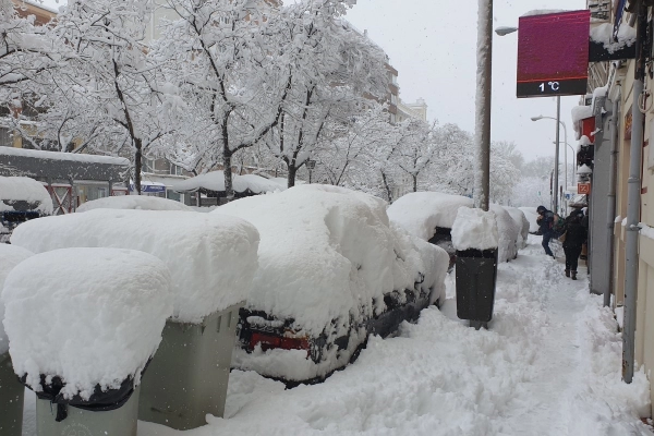 Imagen del artículo Protección Civil y Emergencias mantiene hasta el jueves la alerta por un fuerte temporal de viento, mar, lluvia y nieve en la península y Baleares