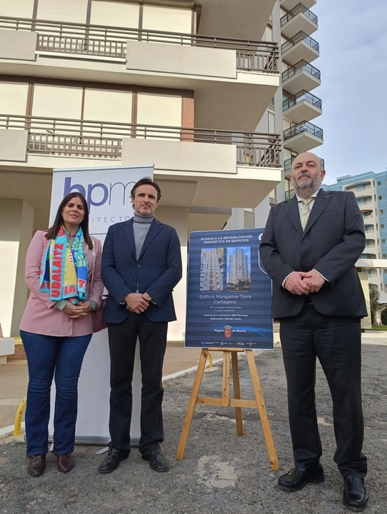 Imagen del artículo La Comunidad concede más de 760.000 euros a 64 familias de Cartagena para la rehabilitación energética de sus viviendas