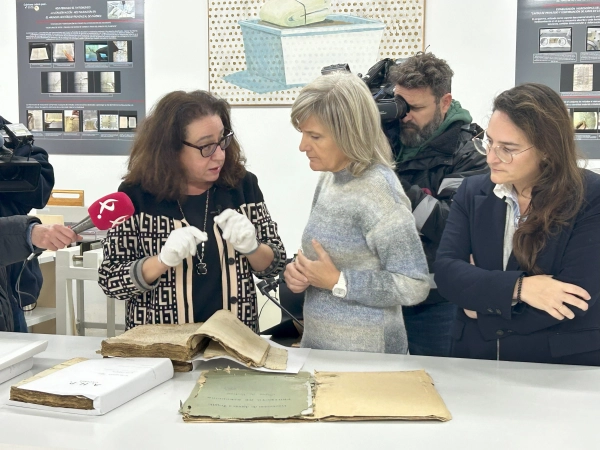 Image 3 of article La Junta refuerza la conservación y digitalización del patrimonio documental con una inversión de más de 625.000 euros