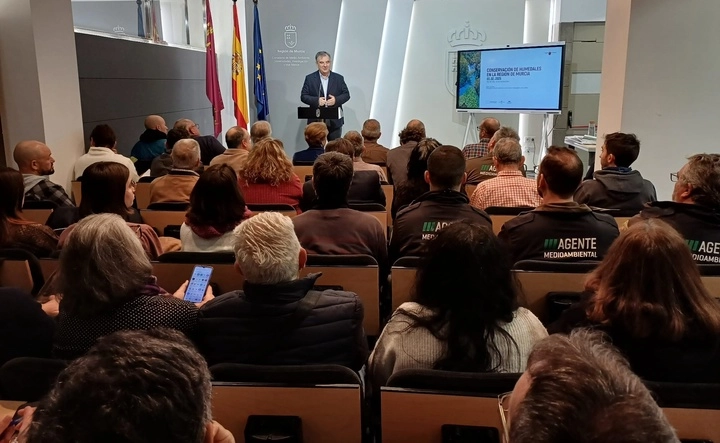 Imagen del artículo El Gobierno regional refuerza la protección de sus humedales con más inversión y planes de gestión