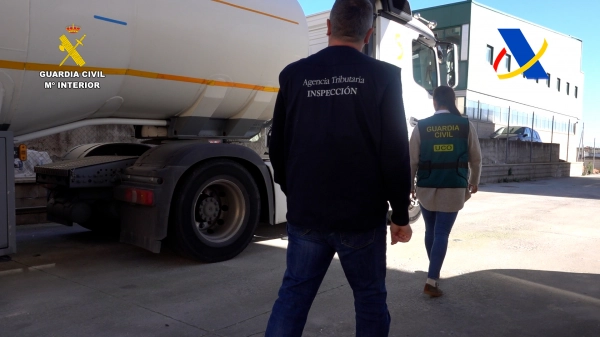 Image 3 of article Desarticulada una organización criminal que defraudó 184 millones de euros en materia de IVA en el sector de los hidrocarburos