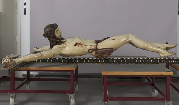 Imagen del artículo El IAPH finaliza la restauración del Cristo de la Misericordia de la Cofradía del Silencio de Granada