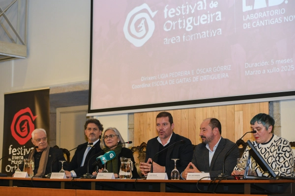 Image 2 of article A delegación da Xunta en Lugo acolle a entrega de premios do concurso infantil de debuxo con motivo do bicentenario da Policía Nacional
