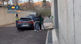 Imagen del artículo La Policía Nacional detiene a una persona radicalizada y violenta que enaltecía los actos terroristas de DAESH