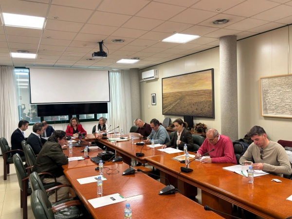 Imagen del artículo Morán pedirá a Planas que cambie la Ley de la Cadena Alimentaria porque no está dando respuesta a los problemas del sector