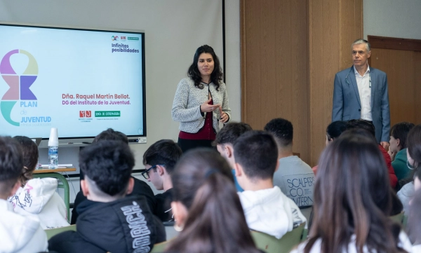 Image 1 of article El Instituto de la Juventud reúne a 400 jóvenes para participar en el desarrollo de VIII Plan de Juventud de Extremadura