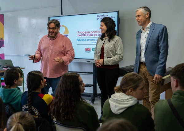 Image 2 of article El Instituto de la Juventud reúne a 400 jóvenes para participar en el desarrollo de VIII Plan de Juventud de Extremadura