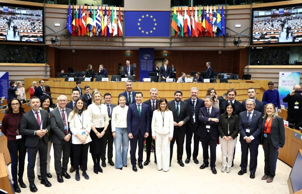 Imagen del artículo Buruaga pide más peso de las regiones en Europa y capacidad de decisión en asuntos como la gestión del lobo