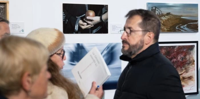 Image 1 of article El IAACC Pablo Serrano acoge la exposición 'Artistas por la Paz'