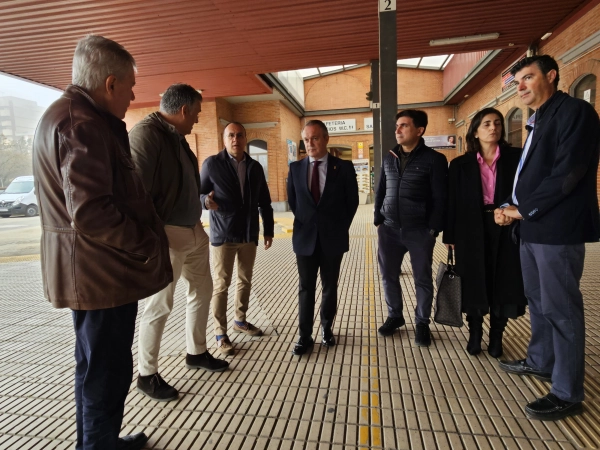 Image 3 of article Manuel Martín anuncia una ITV móvil desde marzo en Navalmoral de la Mata y destaca la inversión en transportes y vivienda en la localidad