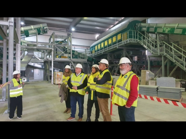 Imagen del artículo Les millores a la planta de tractament dels residus orgànics del Vallès Oriental permetran transformar 100.000 tones anuals de residus en compost i biometà a partir de l'any vinent
