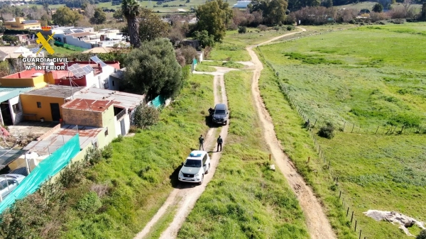Image 6 of article Mercedes González mantiene una reunión  de trabajo con los responsables de la  Guardia Civil en Algeciras
