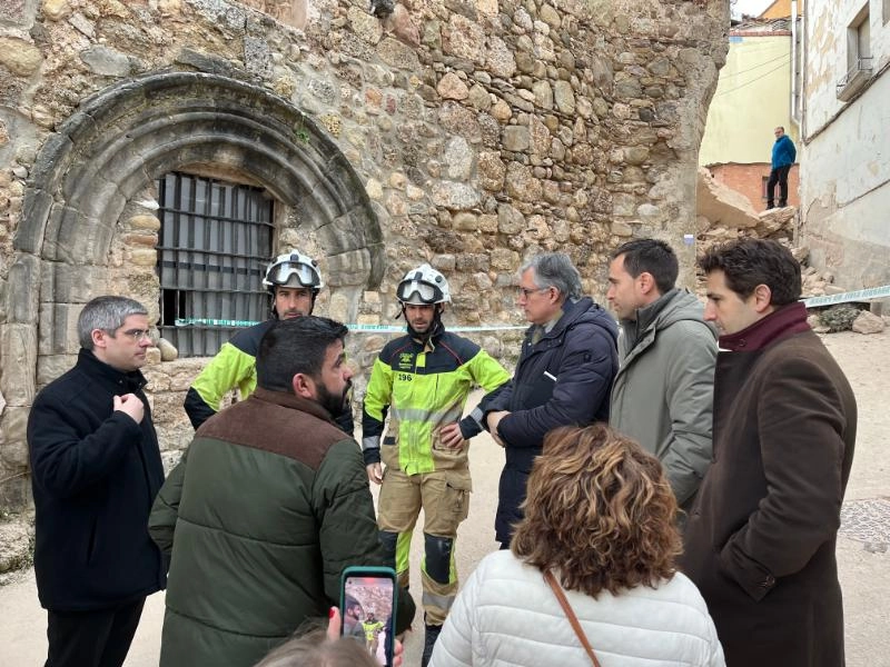 Imagen del artículo El Gobierno de La Rioja activa el nivel 1 del PLATERCAR para garantizar la seguridad de los vecinos de Viguera tras el derrumbe de la torre de su iglesia