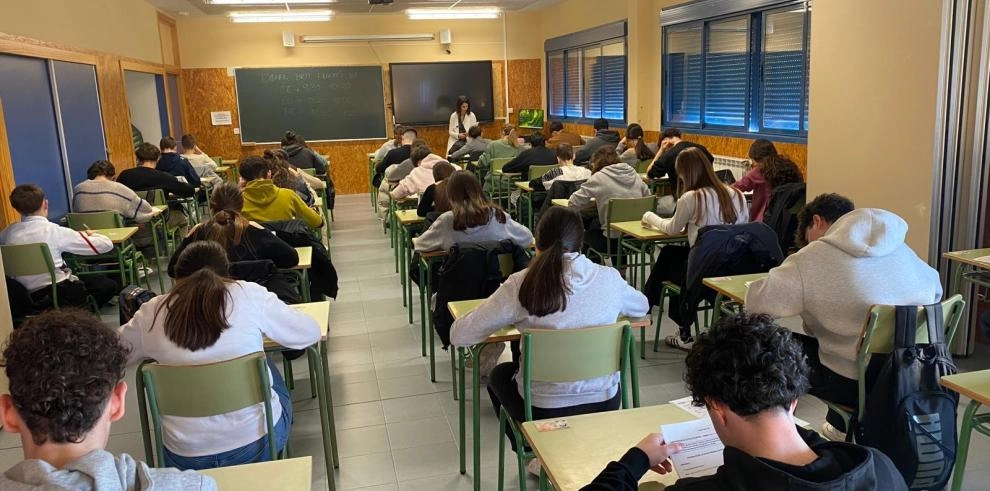 Imagen del artículo Aragón reclama al Ministerio de Educación que lidere la adopción de medidas para solucionar la falta de profesorado en determinadas especialidades y etapas
