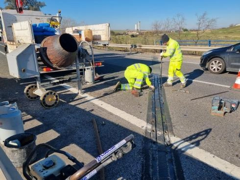 Image 2 of article Transportes adjudica por 26,1 millones de euros un contrato para la conservación de 158 kilómetros carreteras en Sevilla