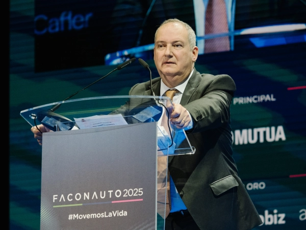 Imagen del artículo Hereu anuncia que en abril se lanzará la cuarta convocatoria del PERTE VEC, dotada con 1.250 M€