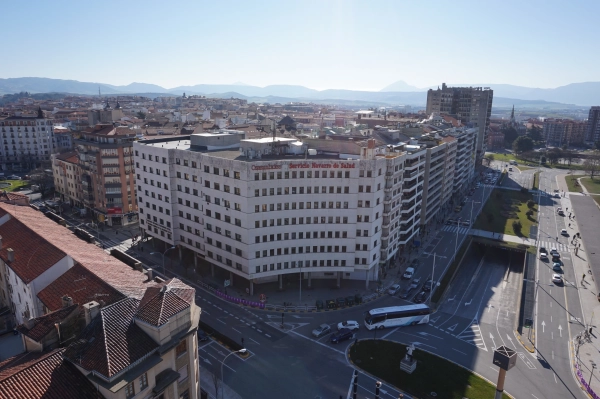 Imagen del artículo Jornadas de puertas abiertas para futuros residentes en Atención Hospitalaria, Atención Familiar y Comunitaria, Salud Laboral, Medicina Preventiva y Salud Pública, y Salud Mental 

El Servicio Navarro de Salud- Osasunbidea oferta 144 plazas   	 		 		07/03/2025 		    		 			 			 				 						 							camera_alt