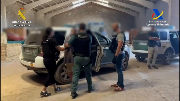 Image 3 of article Desmantelada una organización criminal que ocultaba droga en hornos industriales en Madrid